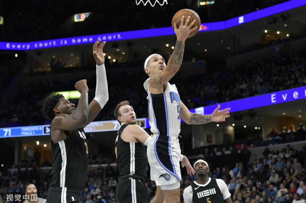 展现出他不 展现出他不