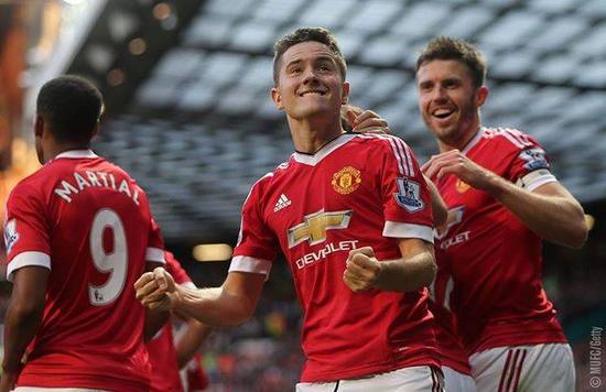 场表现一向 场表现一向